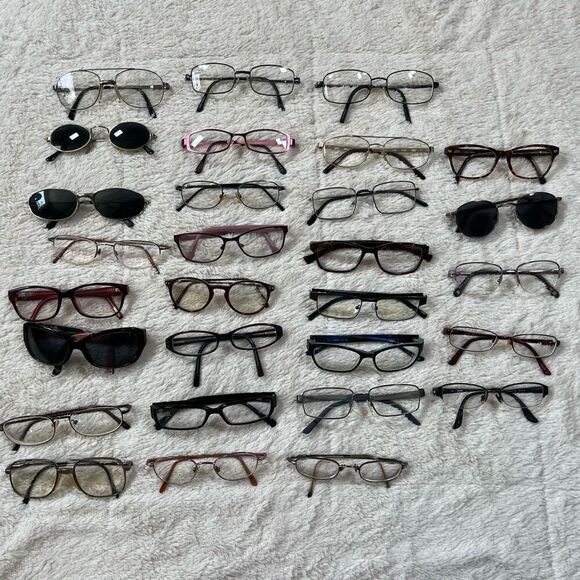 Lot of 30 Women’s Prescription Frames Glasses Sunglasses Bundle - Picture 1 of 5